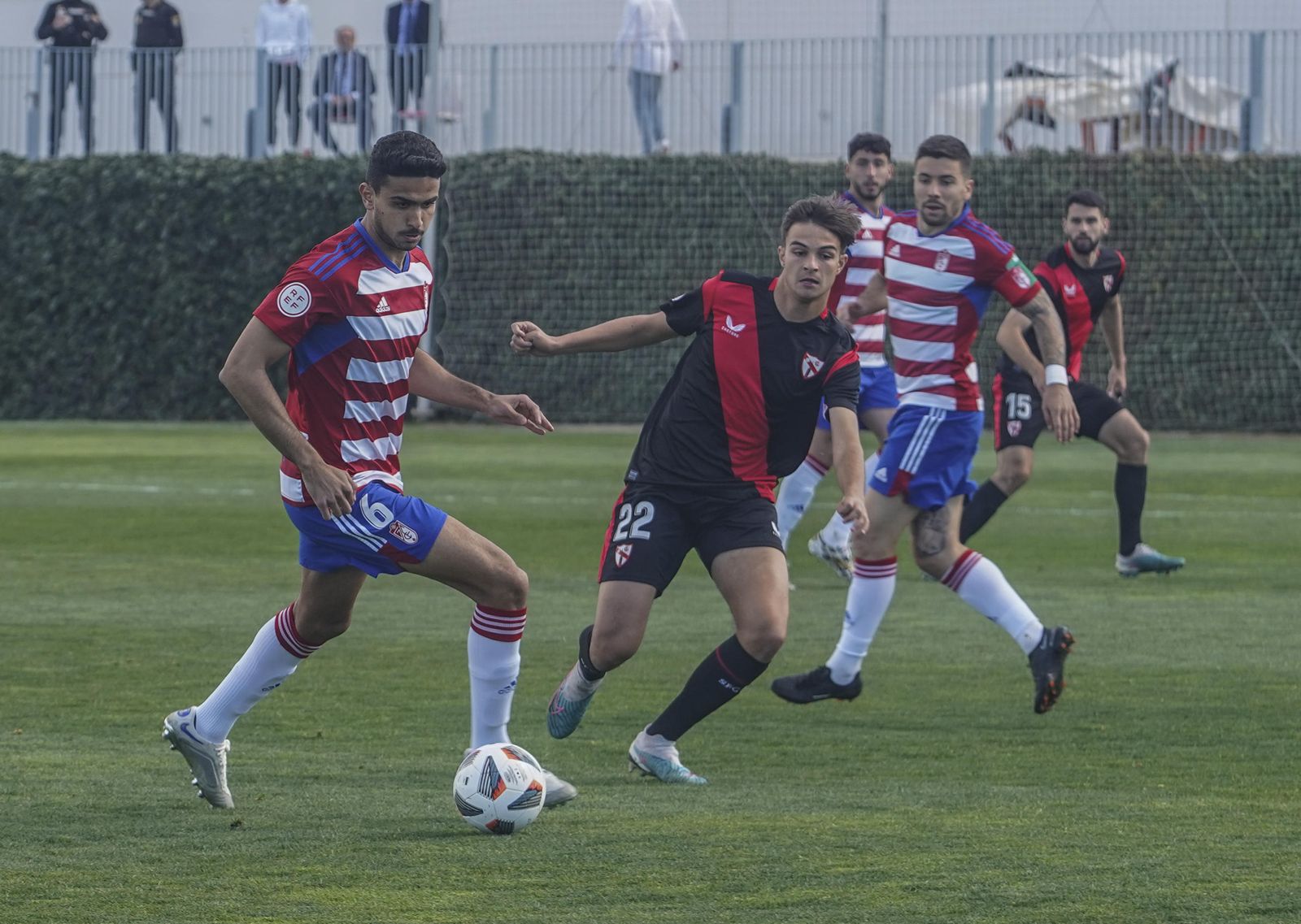 El Recreativo Granada-Sevilla Atlético, en imágenes