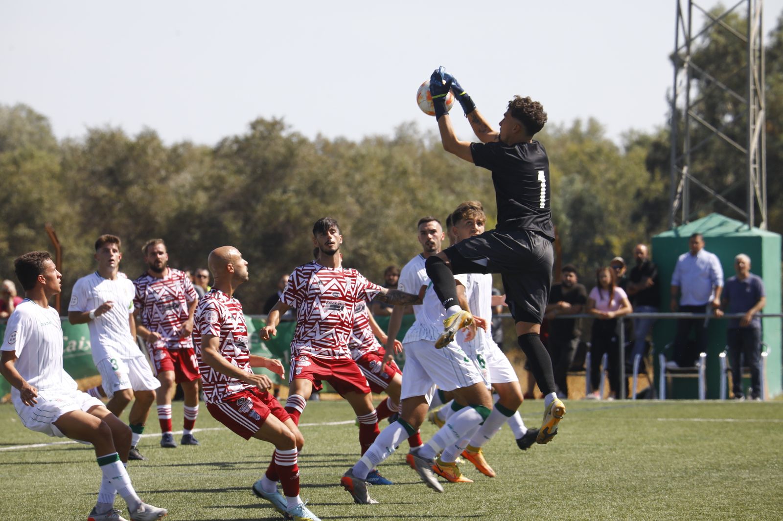 Imágenes del Córdoba B-Xerez CD en la Ciudad Deportiva (0-0)