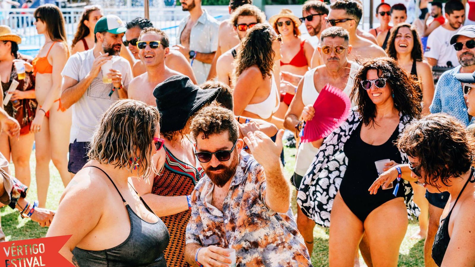 Las sesiones de baile con deejays en la piscina durante toda la jornada son otra de las gozadas de Vértigo Estival.