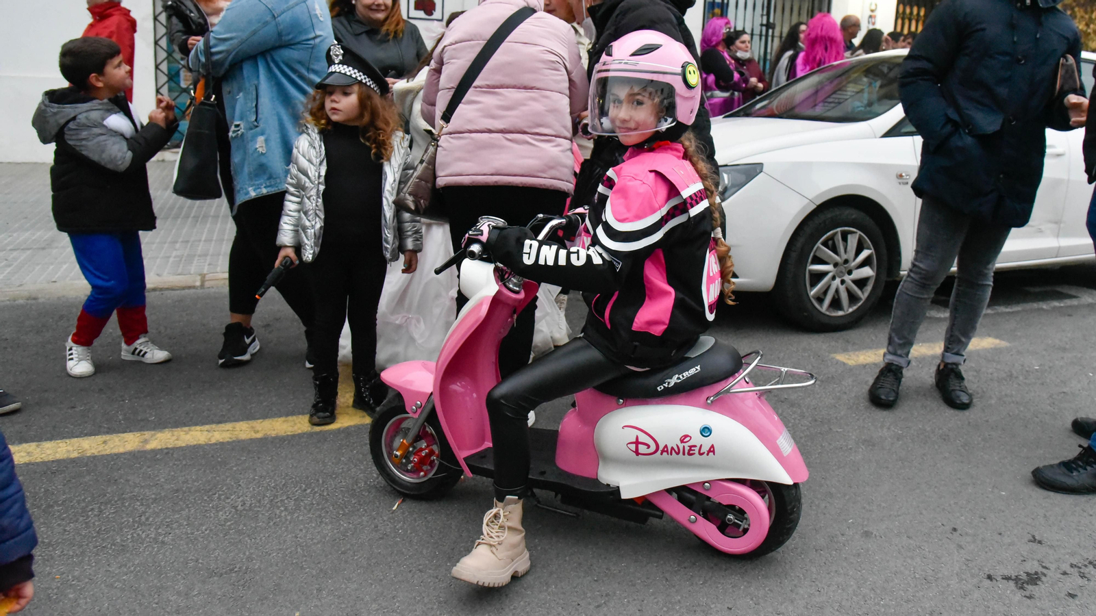 Fotos del pasacalles de Carnaval en Tarifa