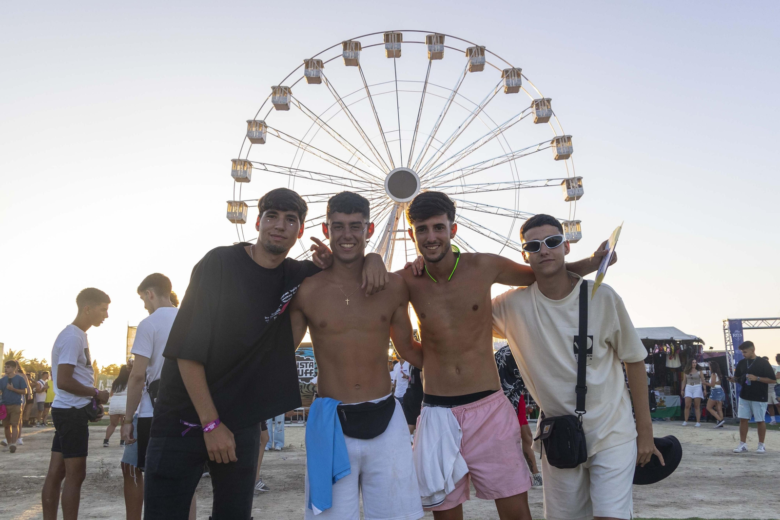 Búscate en las imágenes de la inauguración del Puro Latino Fest en El Puerto