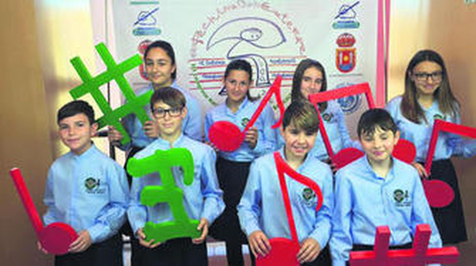 Los niños que conforman el Coro Infantil Pedro Mena de Adra actuaron ante profesionales de la educación procedentes de todos los puntos de España.