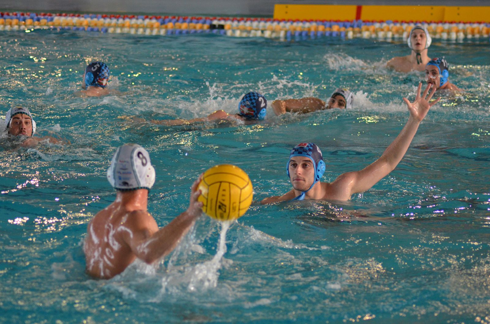 Un momento de un partido del Waterpolo Málaga esta temporada.