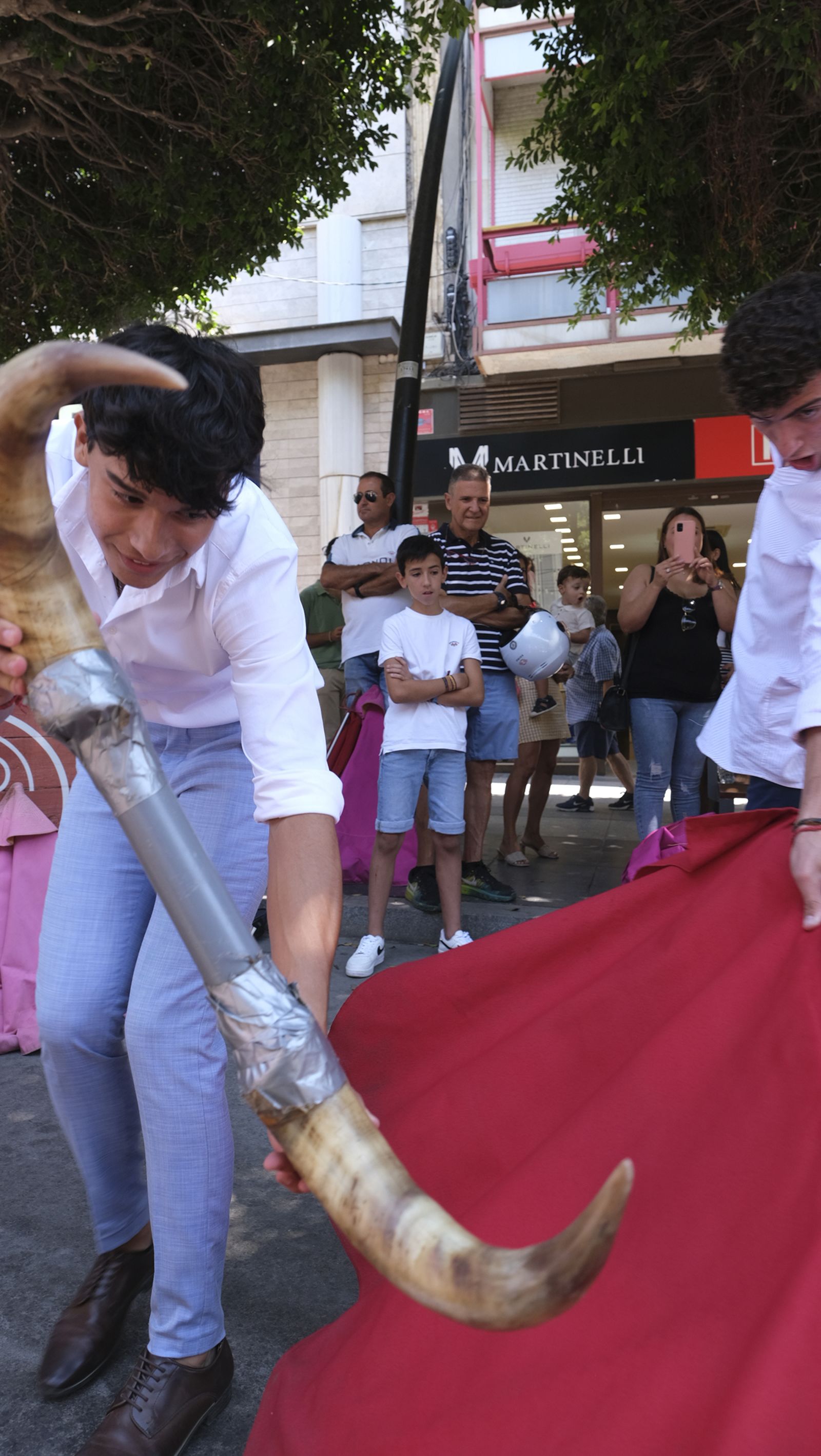 Imágenes de la exhibición de toreo de salón por la Escuela Taurina de Almería, en la Feria de Almería 2022