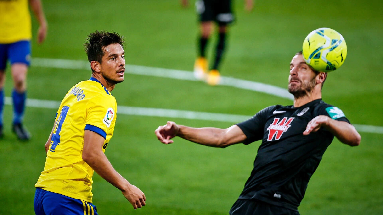 Partido de fútbol Cádiz CF - Granada Partido de fútbol Cádiz CF - Granada