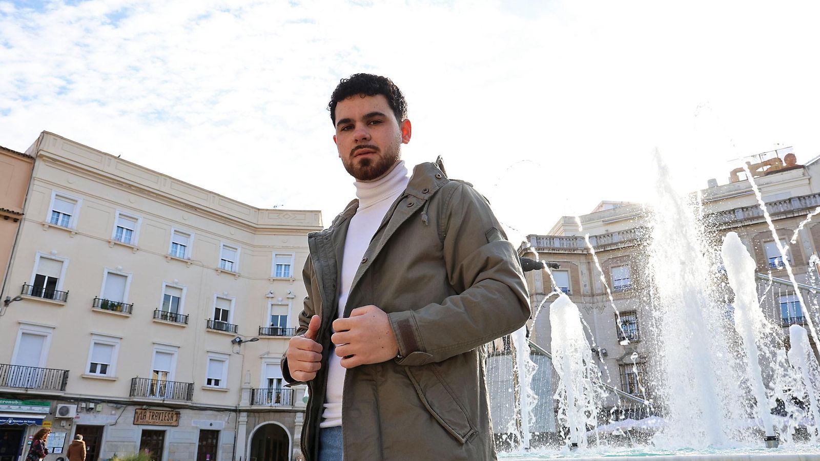 El cantante Diego García en la Plaza de las Monjas.