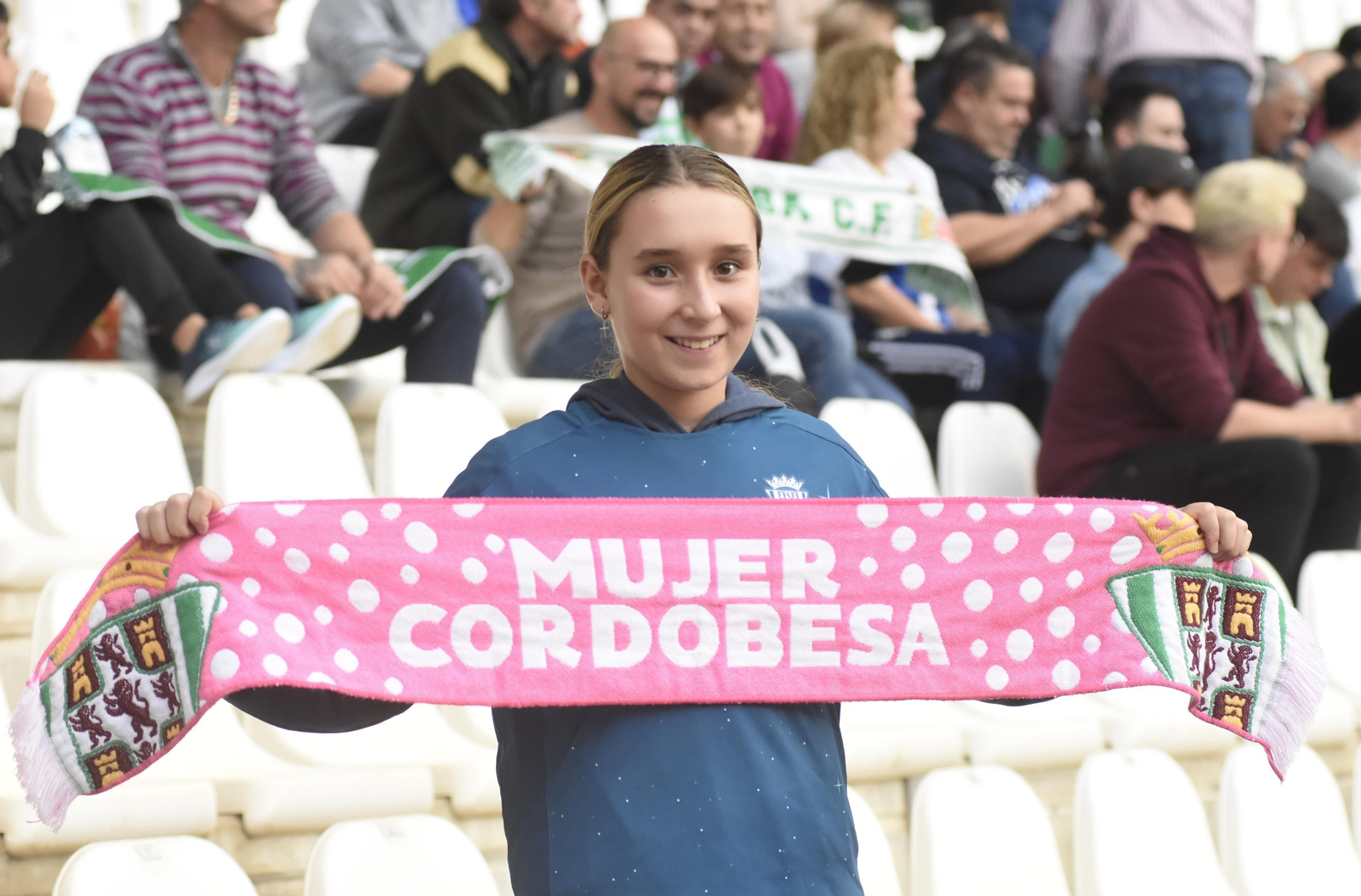 Córdoba CF - Recreativo: Las mejores fotos del ambiente en El Arcángel