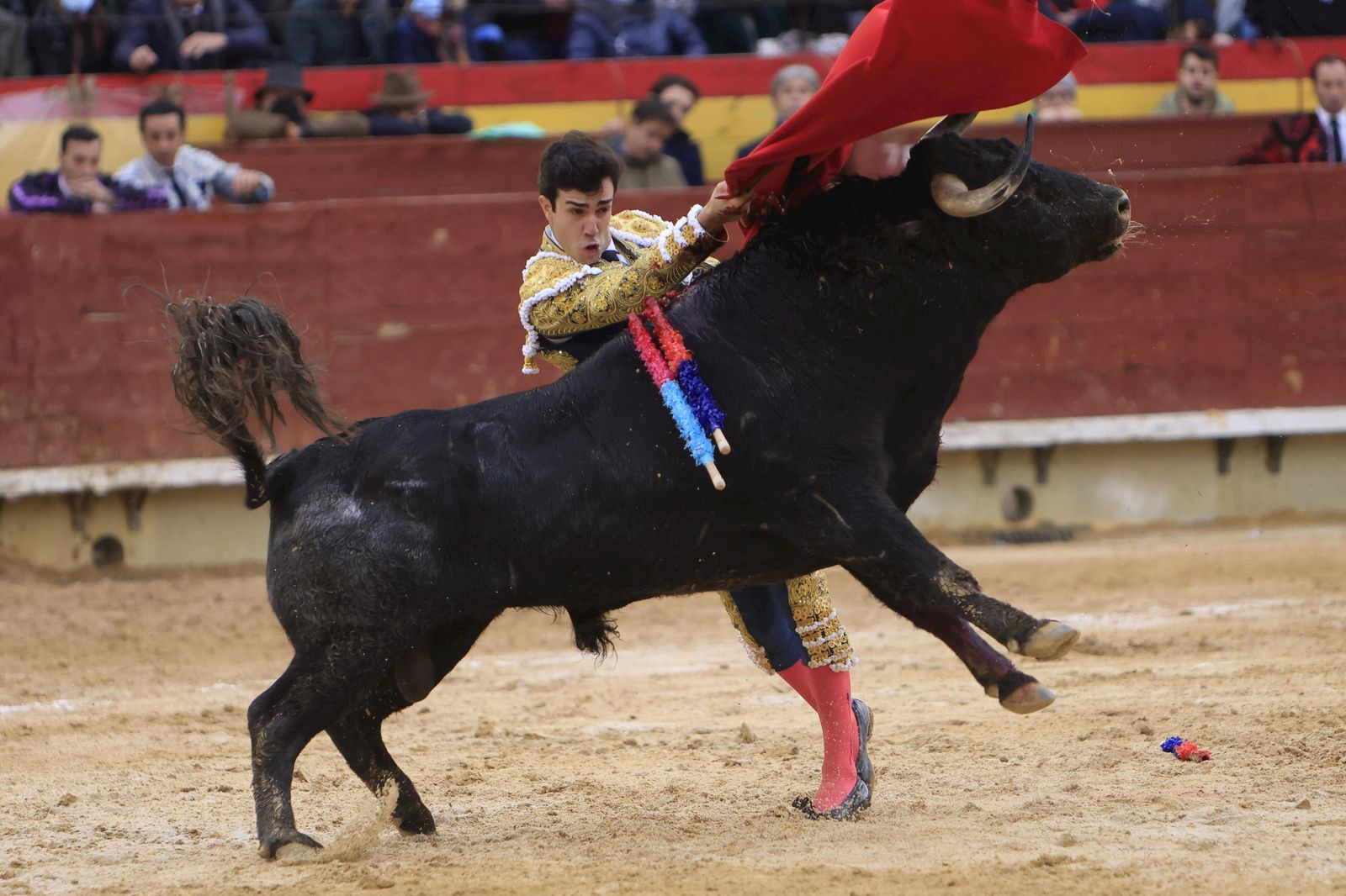 El diestro Tomás Rufo, durante el quinto festejo de la Feria de la Magdalena 2022.