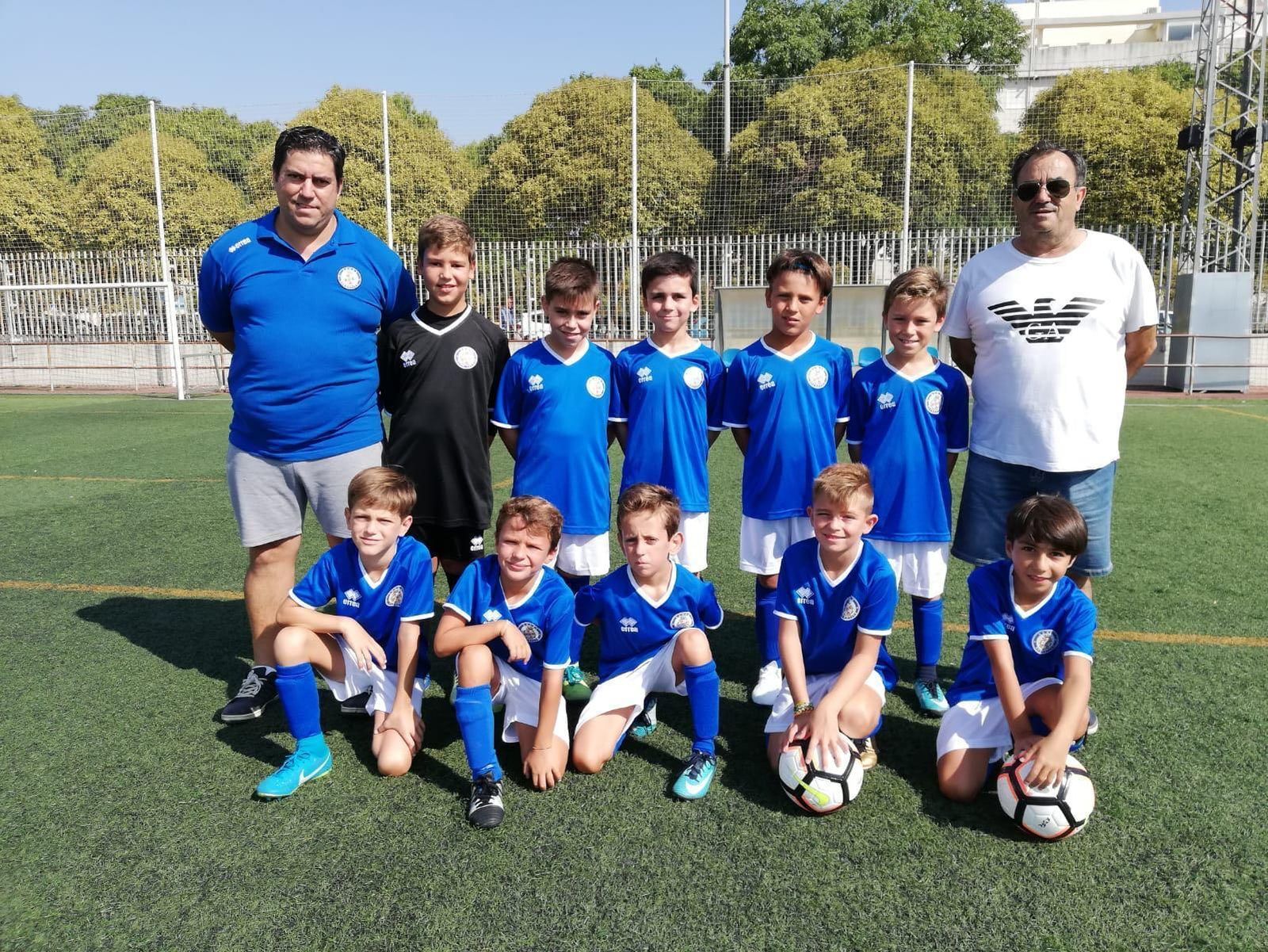 Algunas imágenes de los equipos de la cantera del Xerez DFC que disputaron el Trofeo Salvador Pineda que ha alcanzado la cuarta edición.