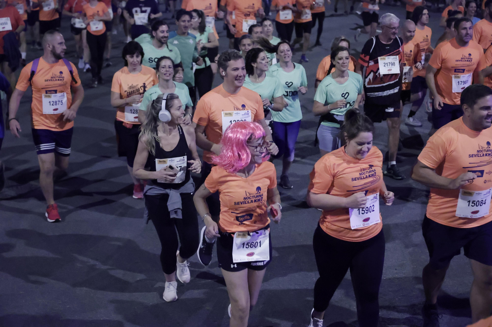 Búscate en la Carrera Nocturna de Sevilla (6)