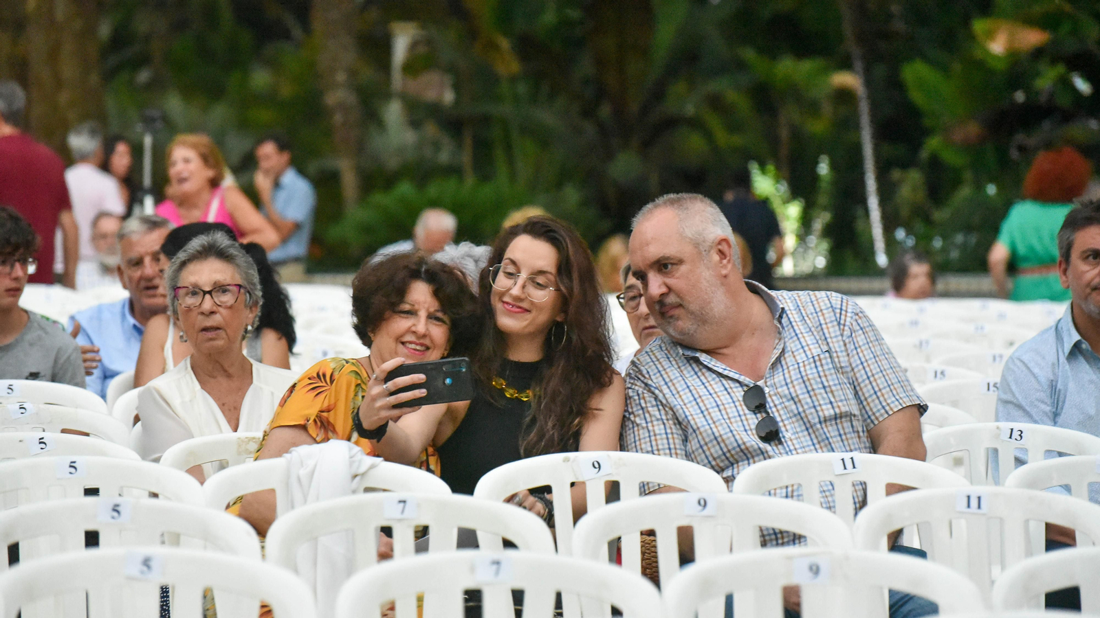 Búscate en la fotos del concierto de ' The Aralorak Project ' IX Encuentro Internacional de guitarra Paco de Lucía