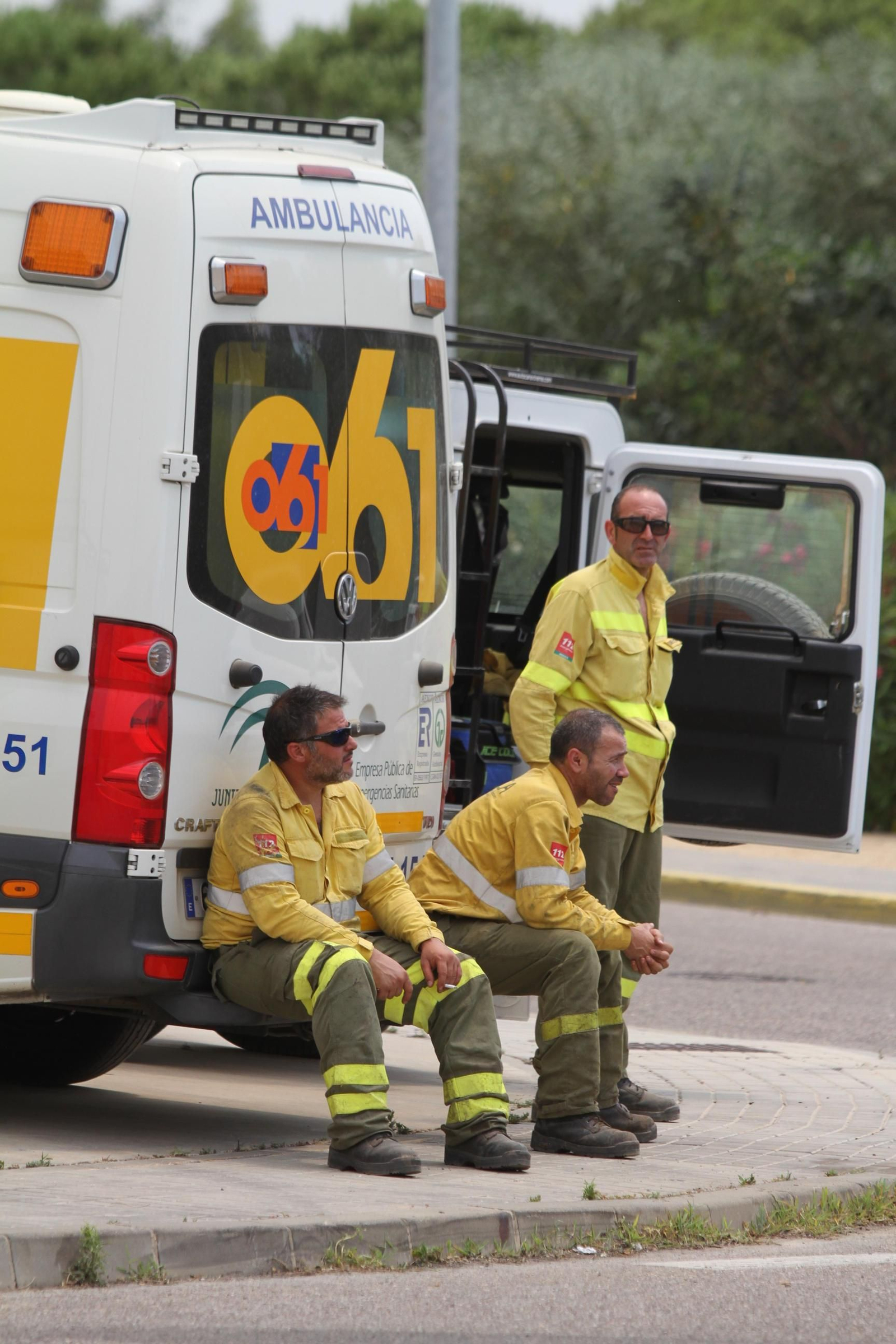 Las imágenes del incendio en Moguer y Mazagón