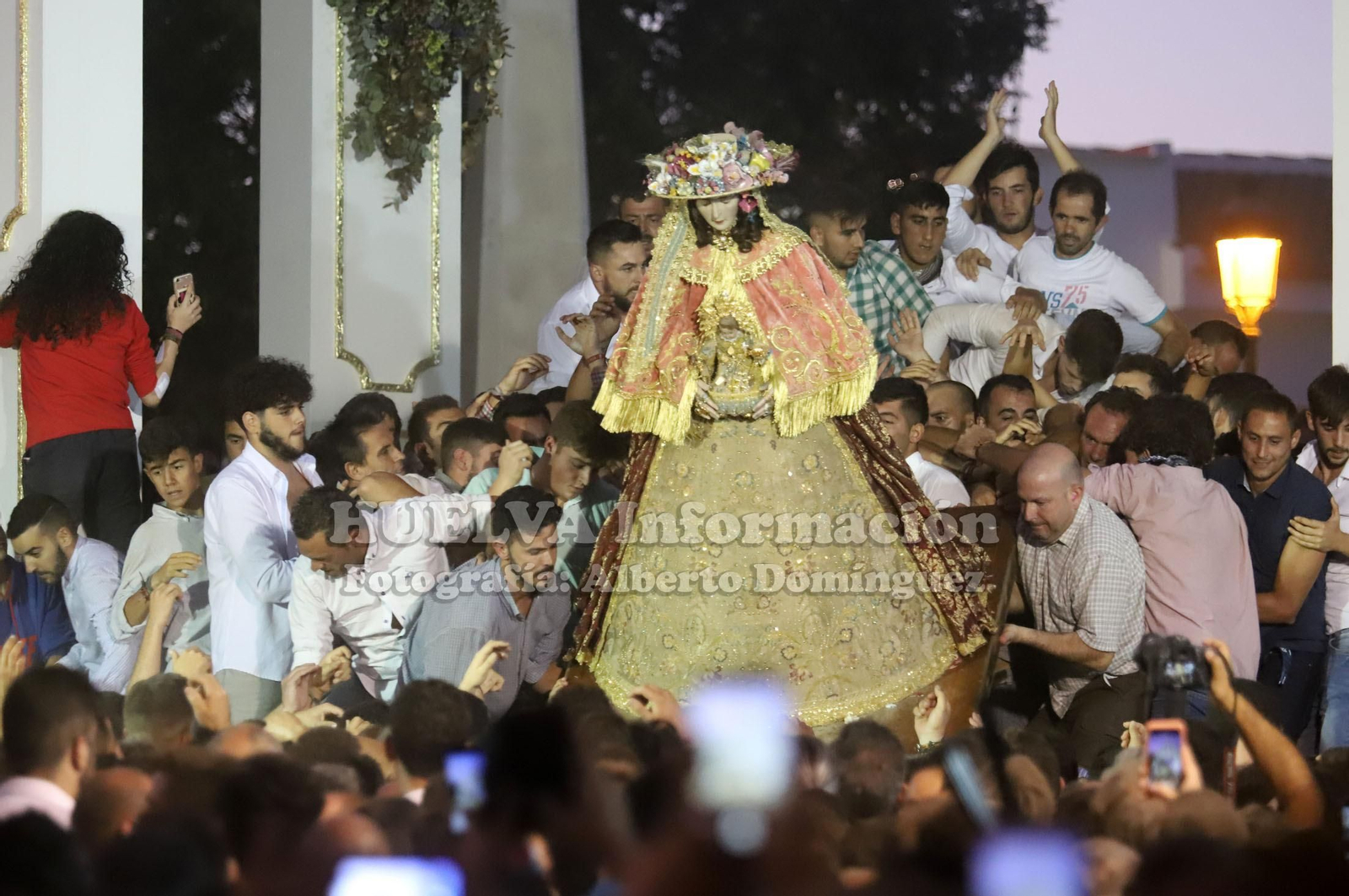Imágenes del camino de la Venida de la Virgen del Rocío