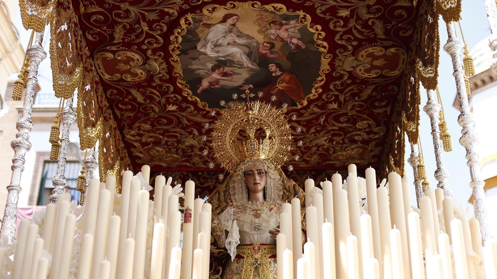 Las imágenes de La Hermandad de Santa Genoveva