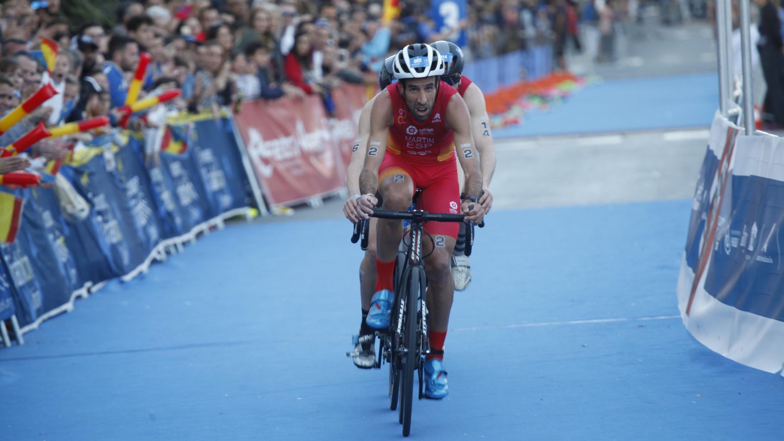 Emilio entrena sin presión ya que no hay competiciones de nivel a corto plazo.