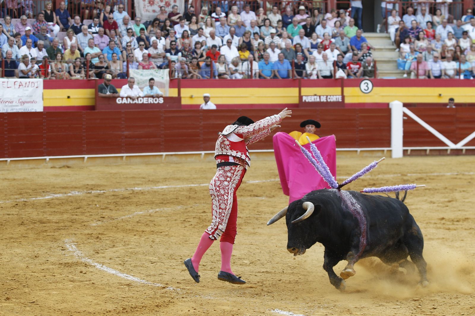 Fotogalería corrida de toros Roquetas de Mar. El Fandi, Castella, Cayetano.
