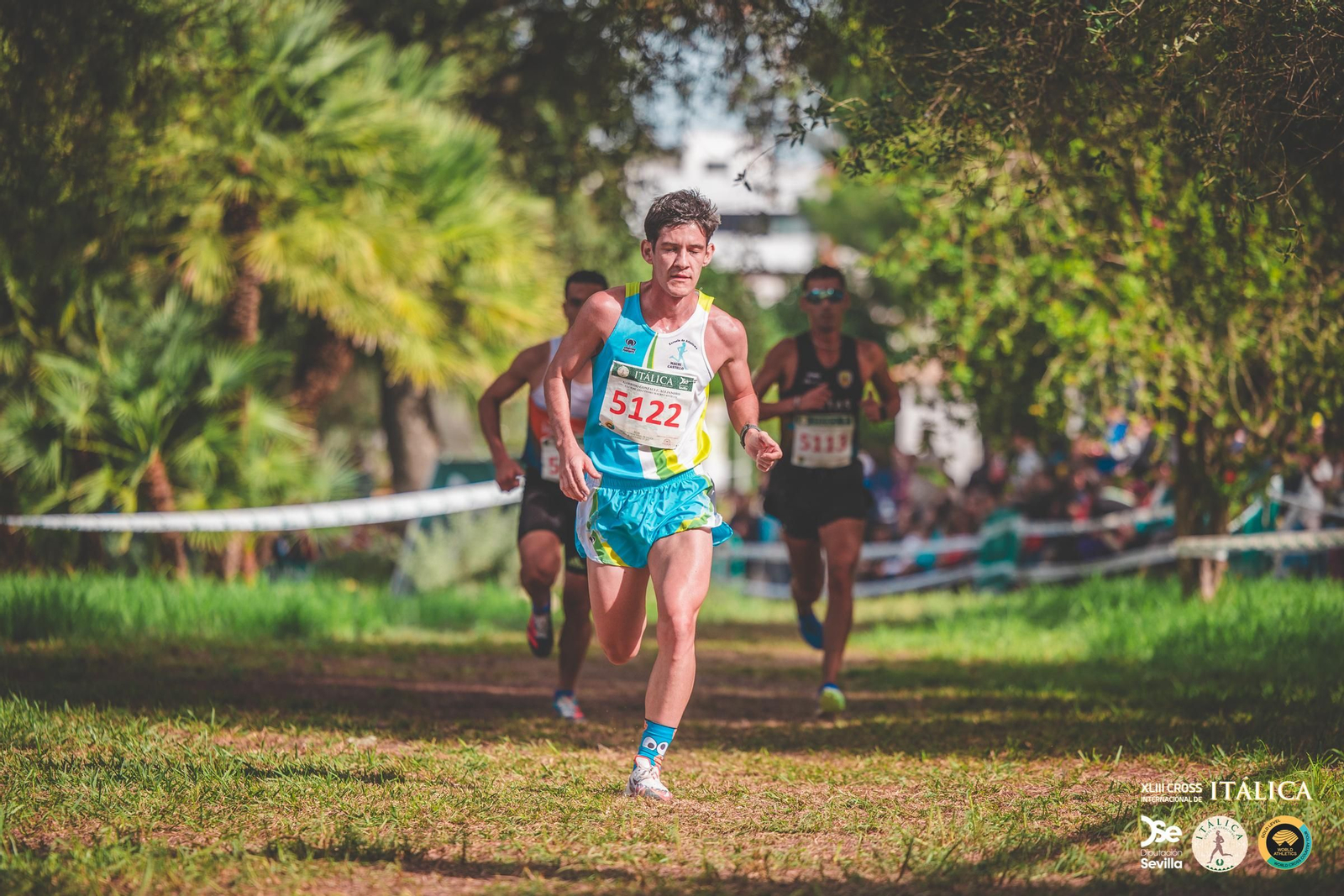 Búscate en las fotos del Cross de Itálica 2025 | 12