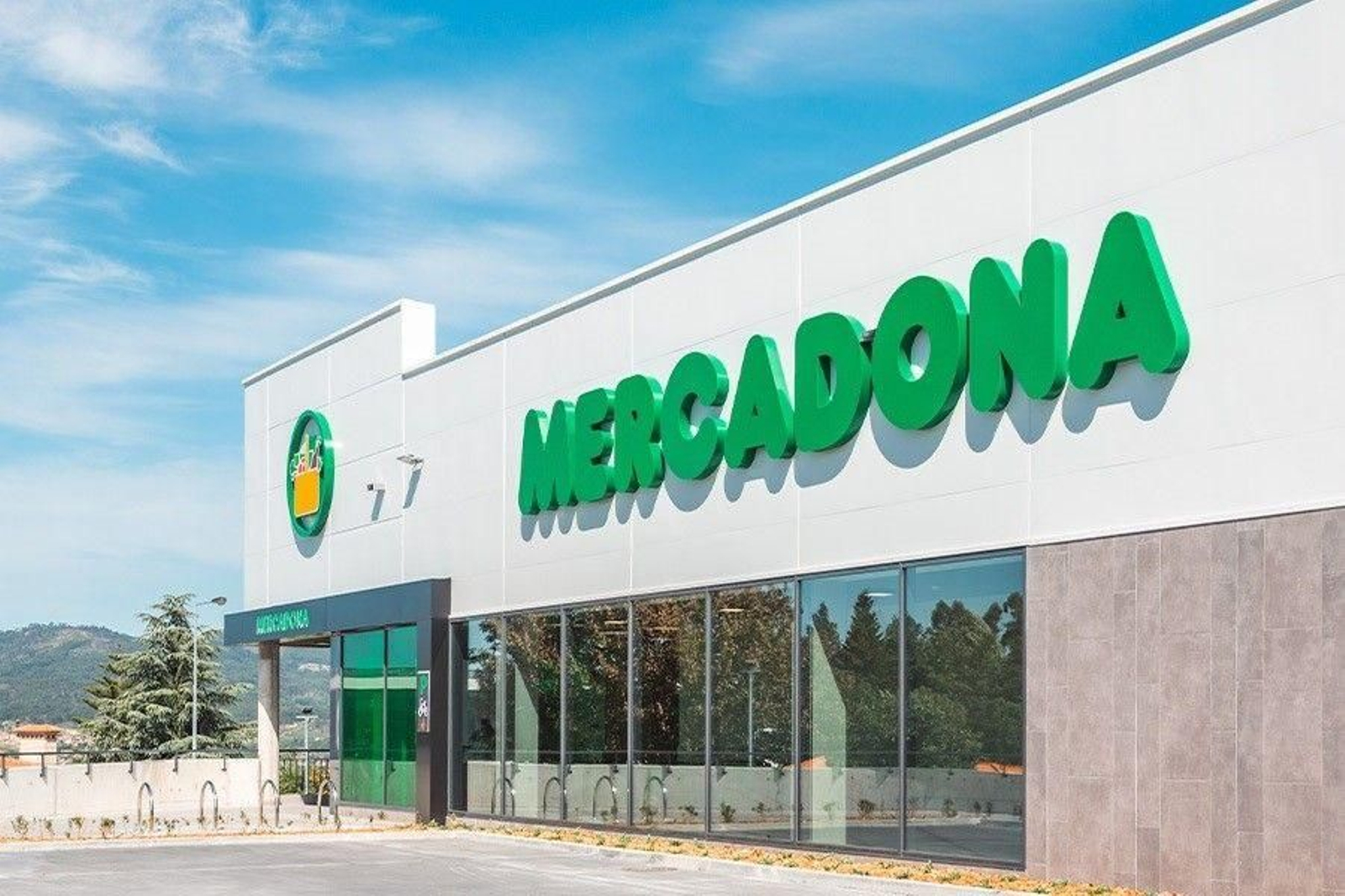 Vista exterior de un supermercado de Mercadona.