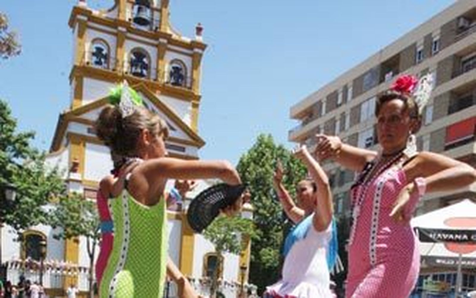 La Línea abre sus puertas al ocio