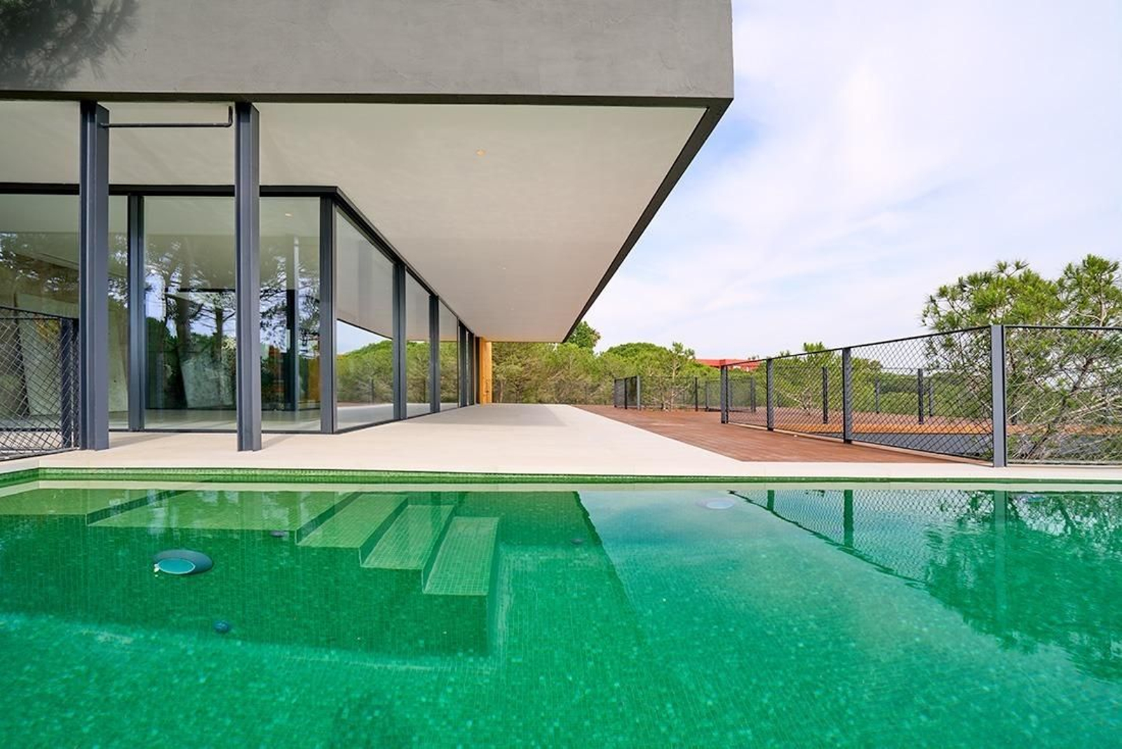 Así es la villa de lujo de arquitectos malagueños que ha ganado un premio. Así es la villa de lujo de arquitectos malagueños que ha ganado un premio.
