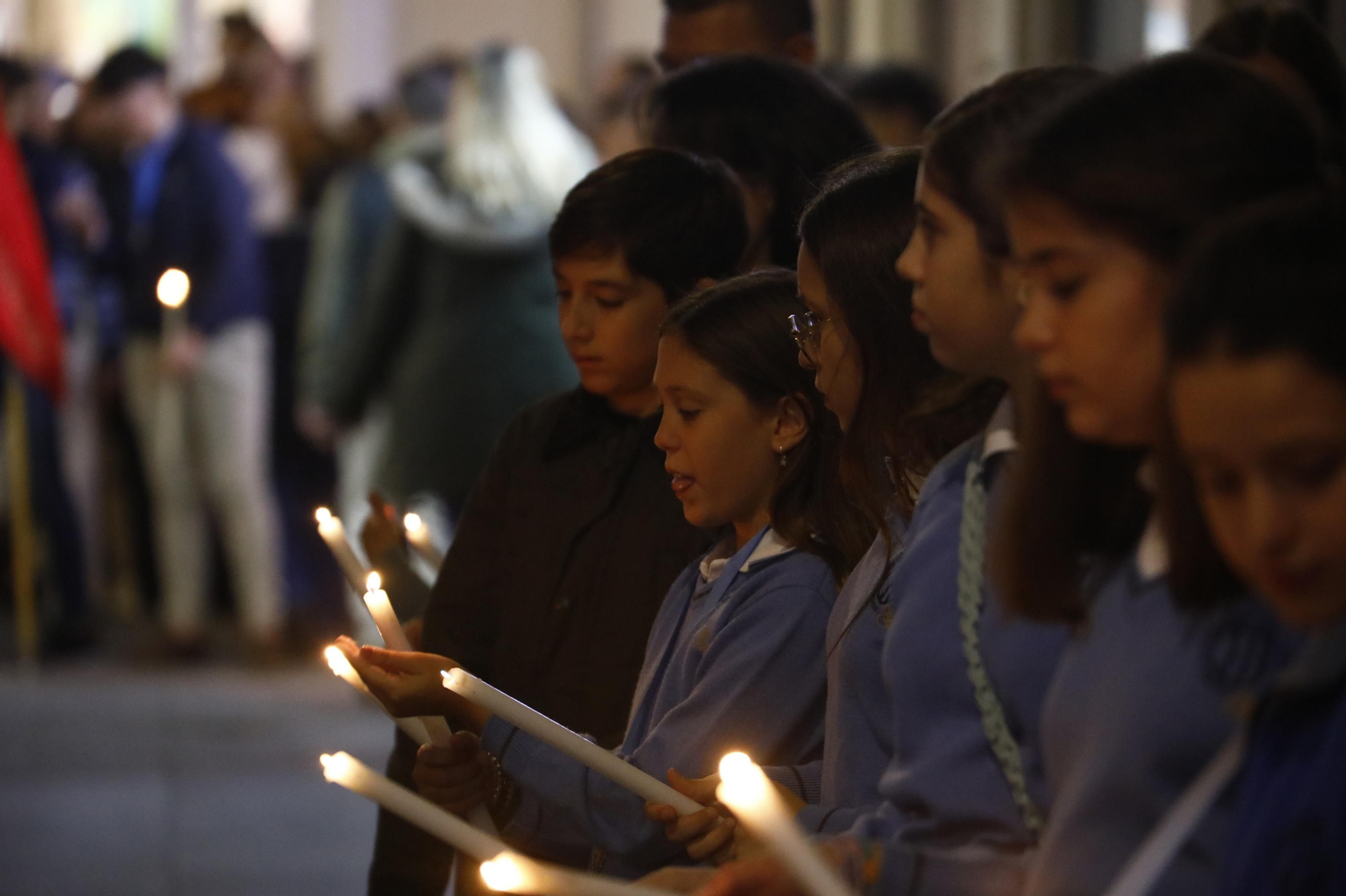 La procesión de la Virgen Milagrosa de Córdoba, en imágenes