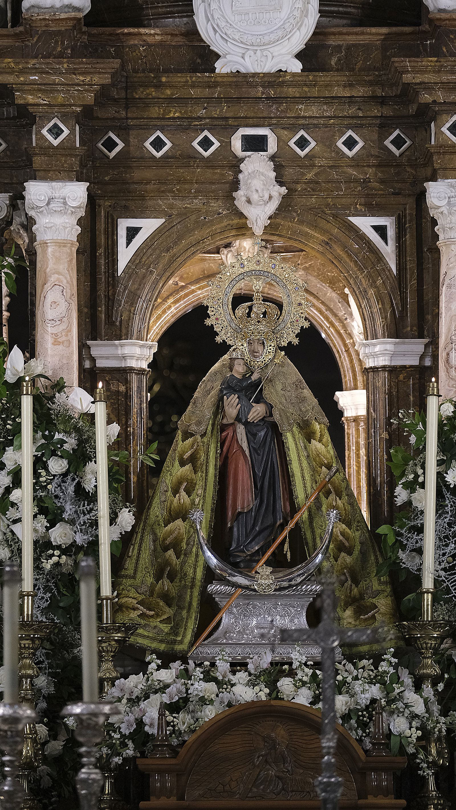 Pregón de la Virgen del Mar en la Catedral de Almería, en imágenes