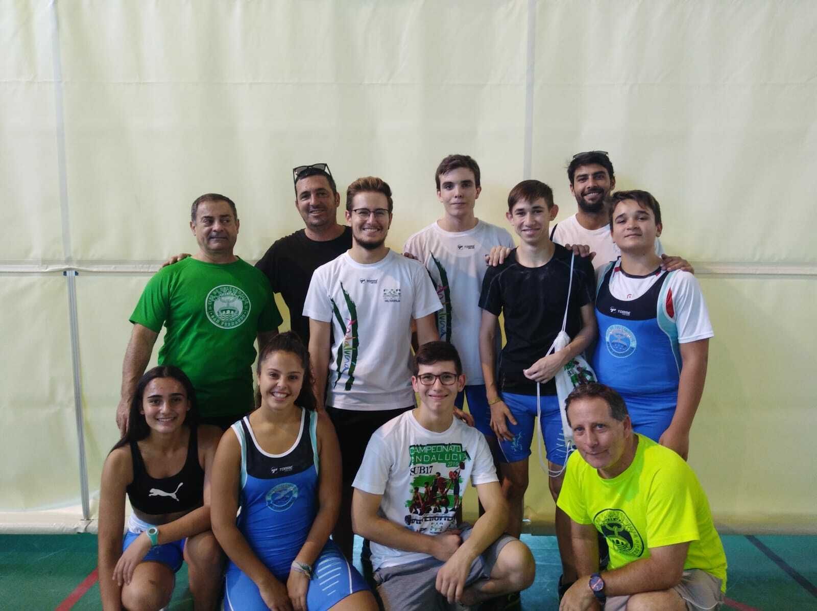 Integrantes del equipo del Club de Halterofilia San Fernando que participaron en el Campeonato Andaluz Sub-17.