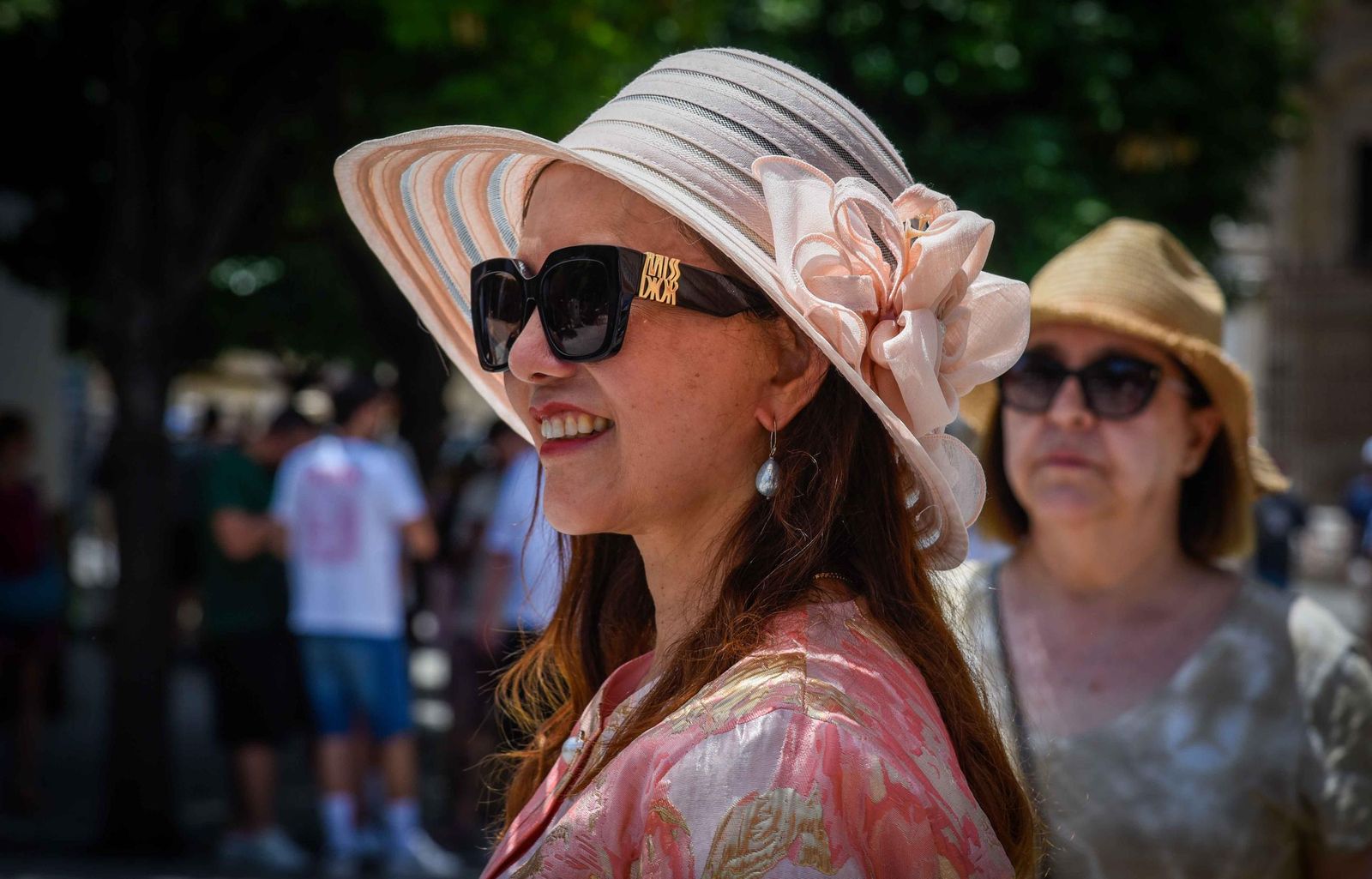 La moda de los sombreros ha regresado a Sevilla