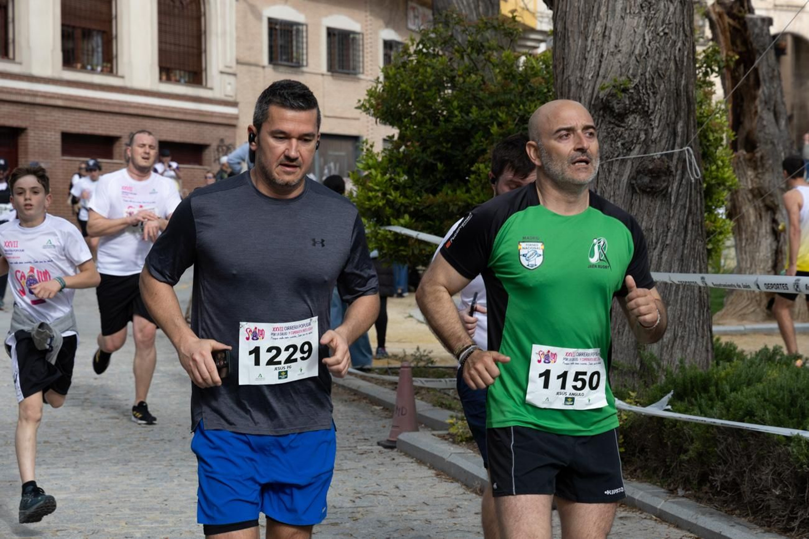 Más de 2.100 participantes corren  para promover la salud en Jaén, en imágenes (2)