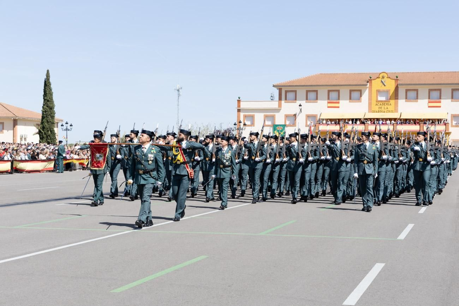 Jura de bandera de la 130ª promoción de guardias civiles de la Academia de Baeza