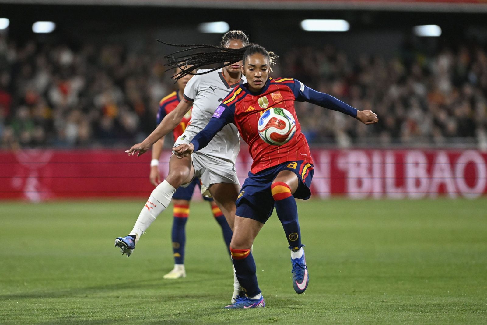 Las fotos del España-Islandia de fútbol femenino