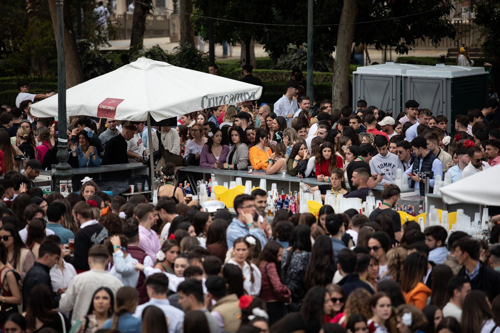 Así se ha vivido el Día de la Cruz en Granada