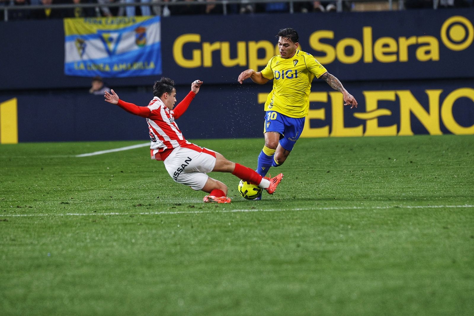 Las imágenes del Cádiz CF-Sporting