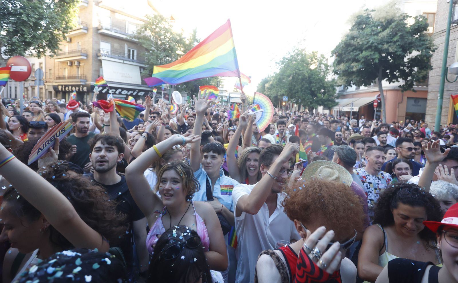 Las imágenes de la cabalgata del orgullo en Sevilla  2022