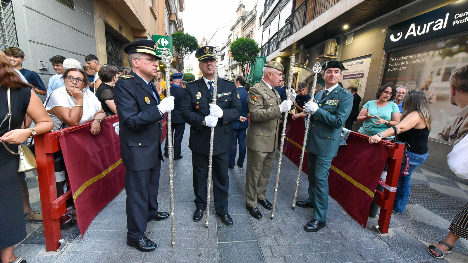 La Magna Mariana de Algeciras por la calle Convento, en imagenes