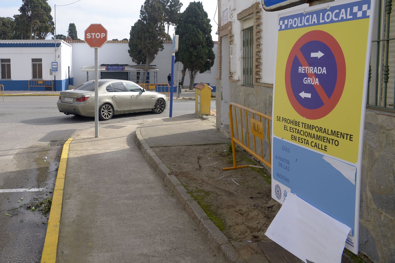 Fotos del cementario de La Línea en el día de los  difuntos