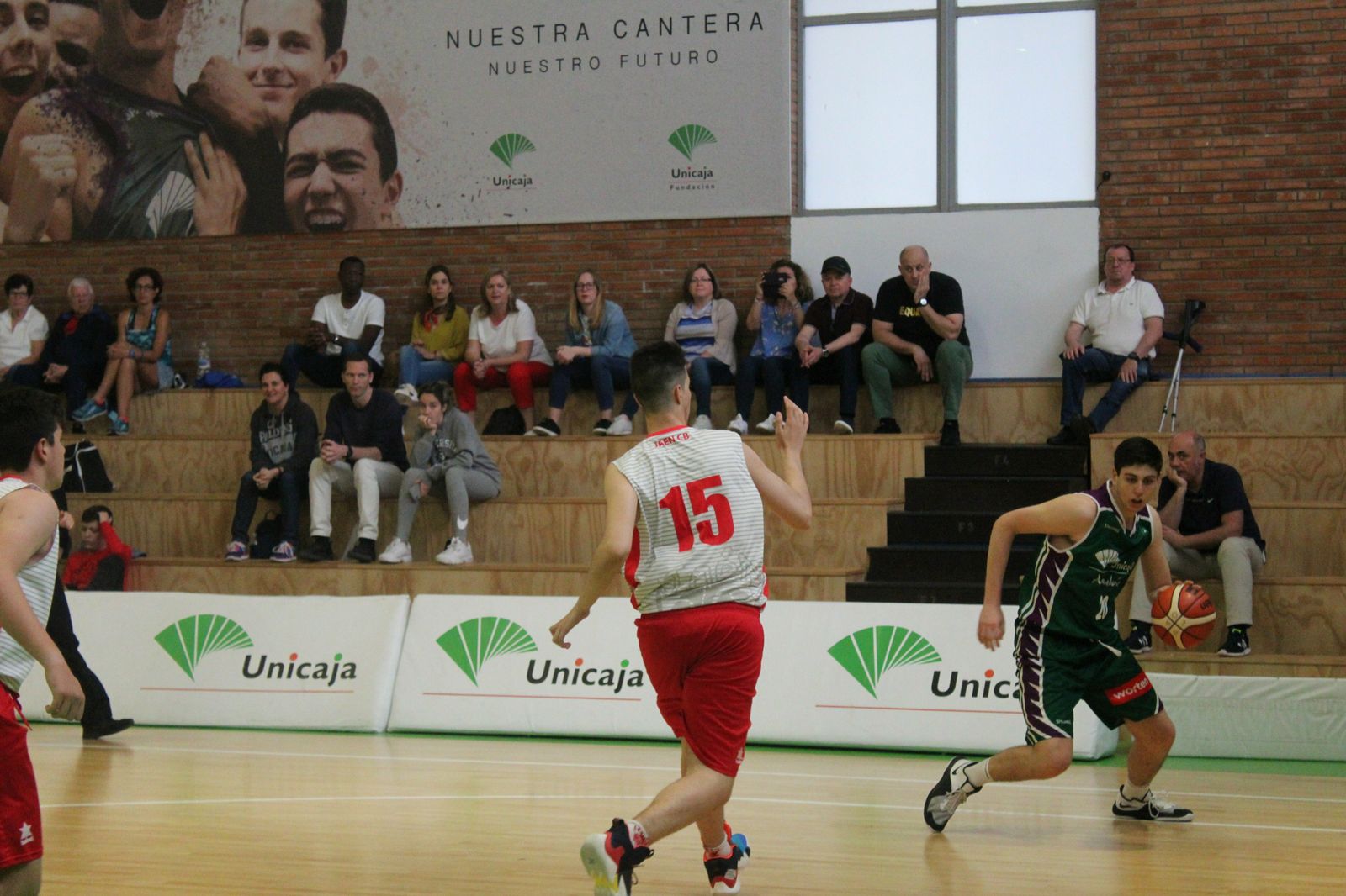Imagen del Unicaja-Jaén CB en Los Guindos.