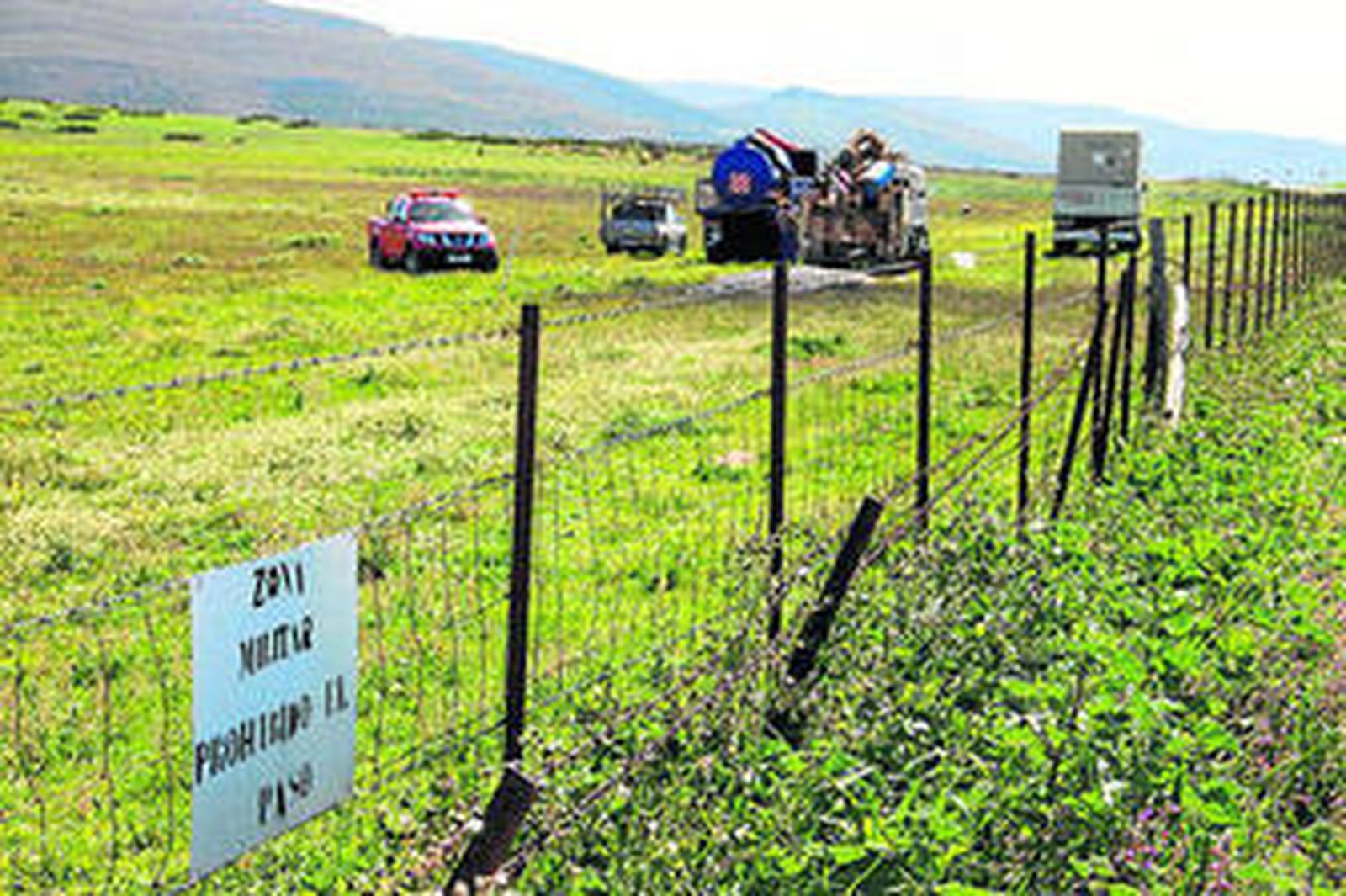 Imagen tomada en abril, cuando se realizaban prospecciones y catas del terreno para la piscifactoría.