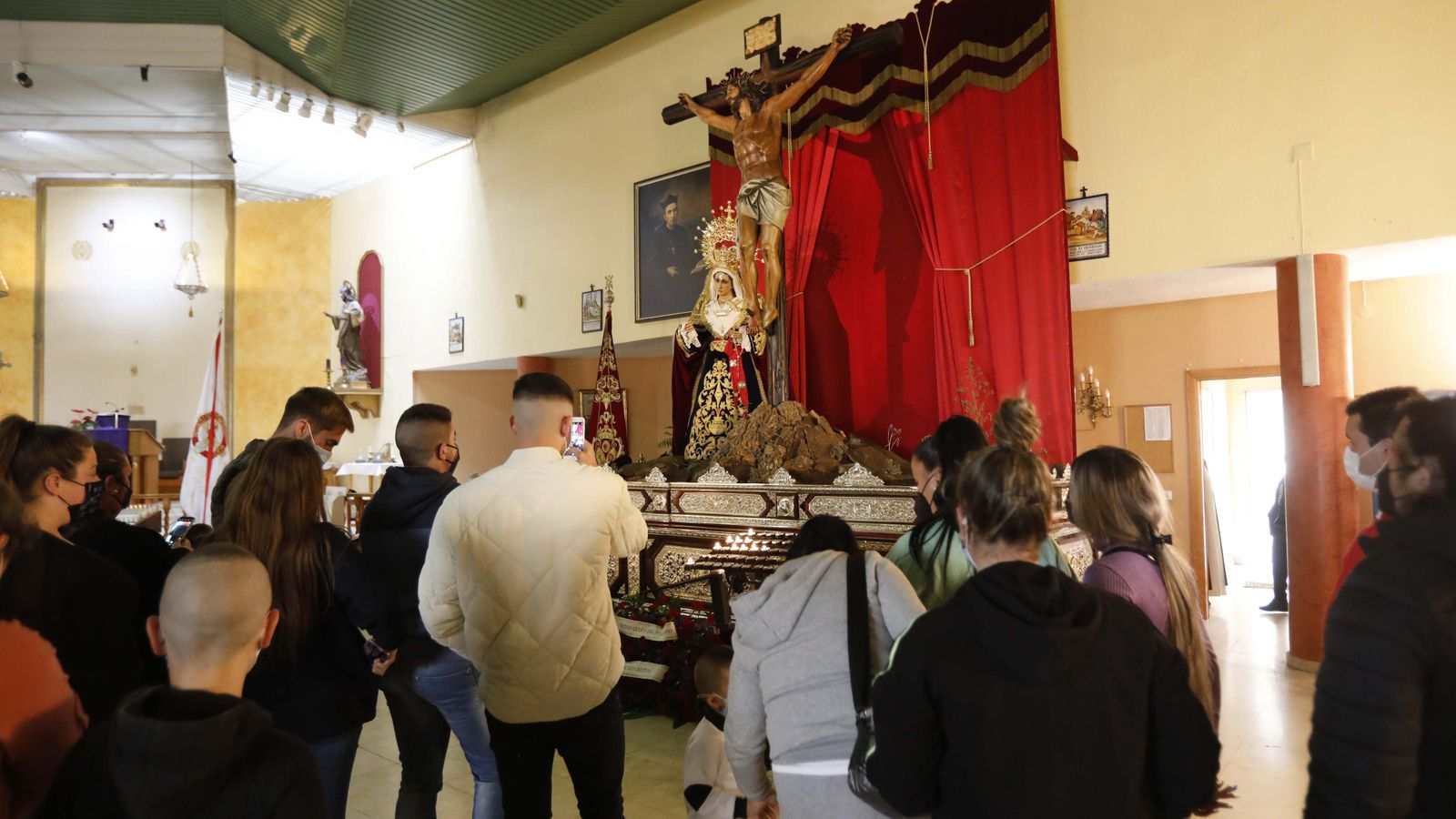 Fotos del Miércoles Santo en La Línea: Medinaceli, Huerto y Amor, Abandono y Mayor Dolor