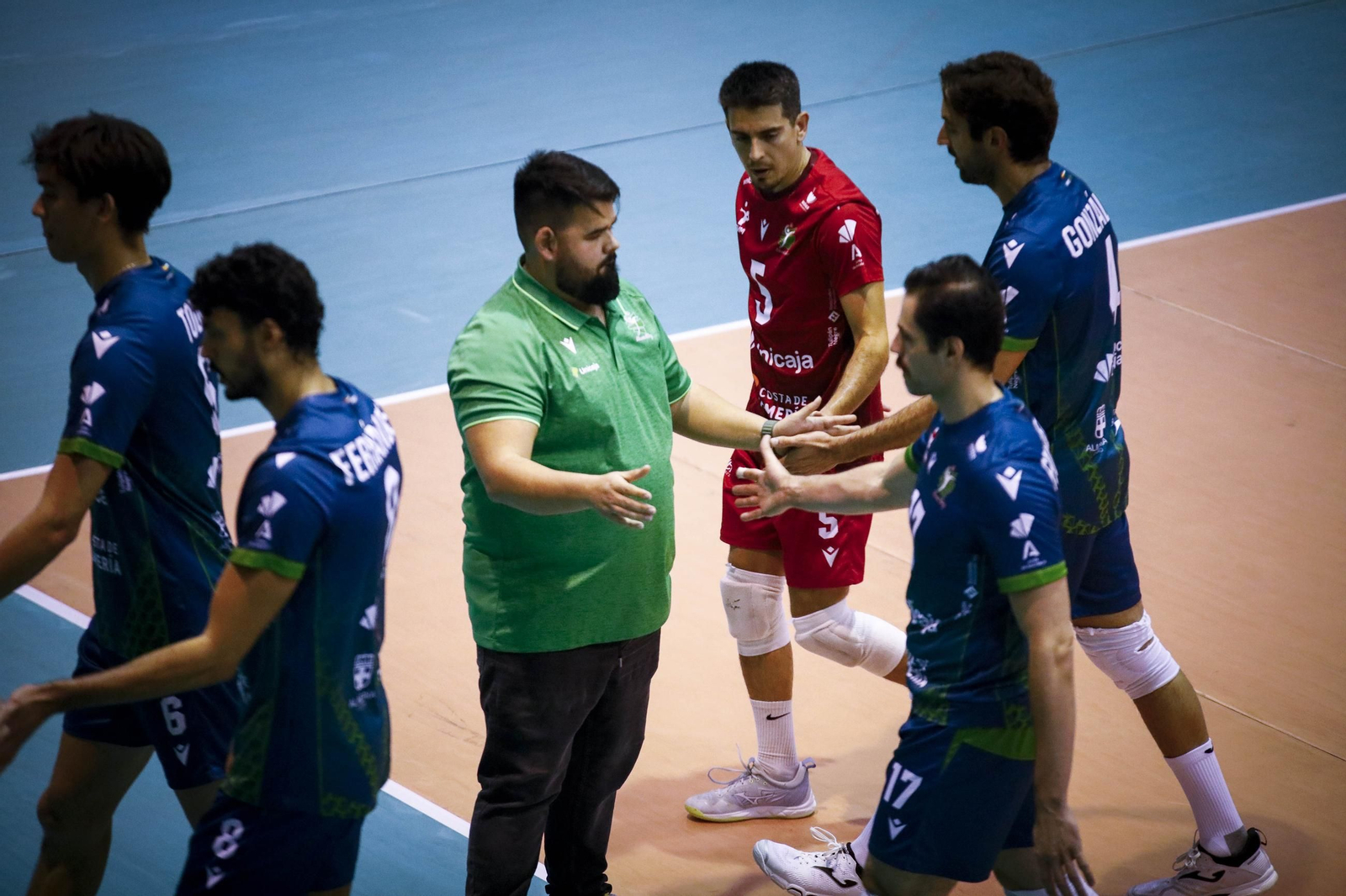 Unicaja Costa de Almería-Arenal Emeve de la Superliga, en imágenes