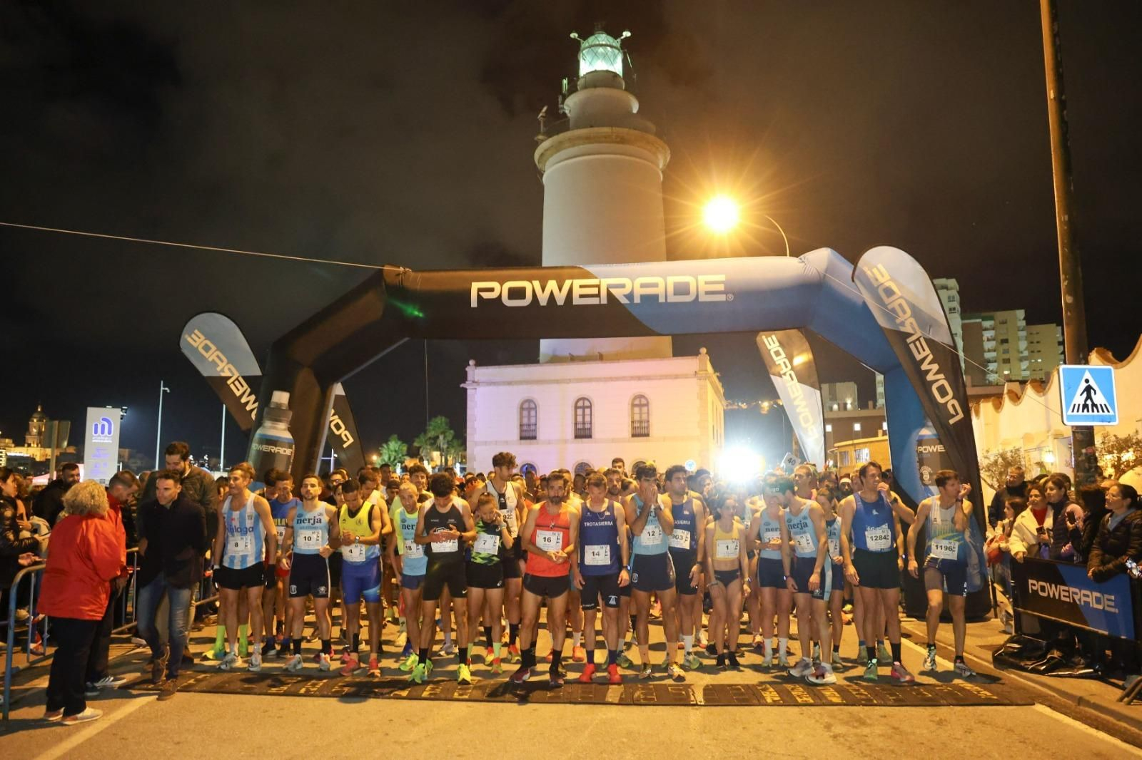 Las fotos de la San Silvestre del Real Club Mediterráneo en Málaga