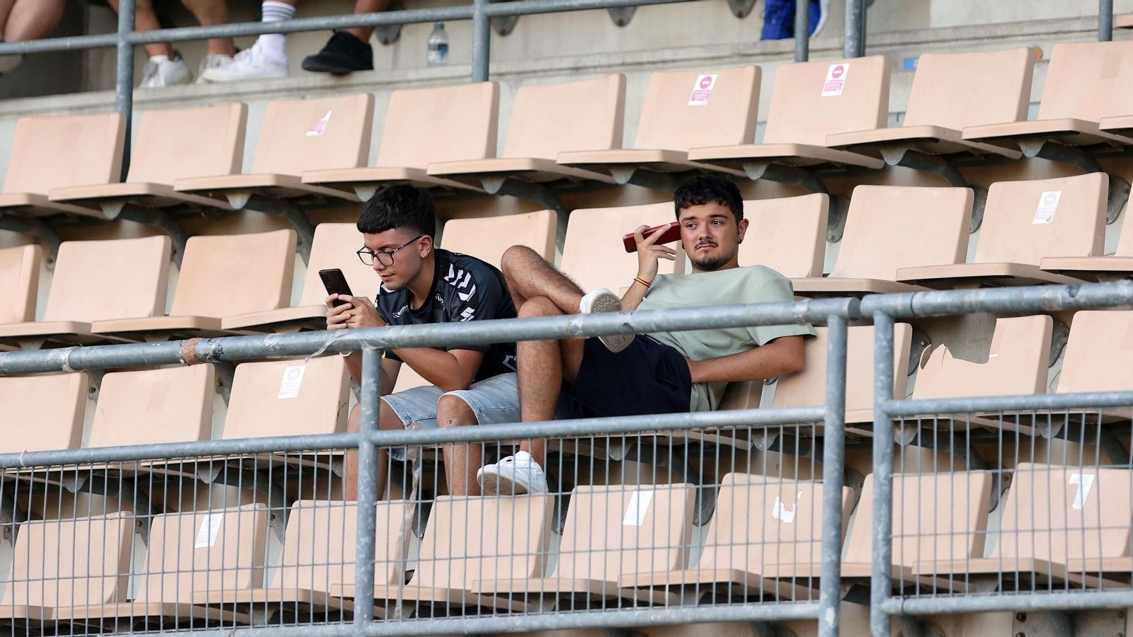 Búscate en el amistoso entre el Xerez DFC y el Ceuta B en Chapín
