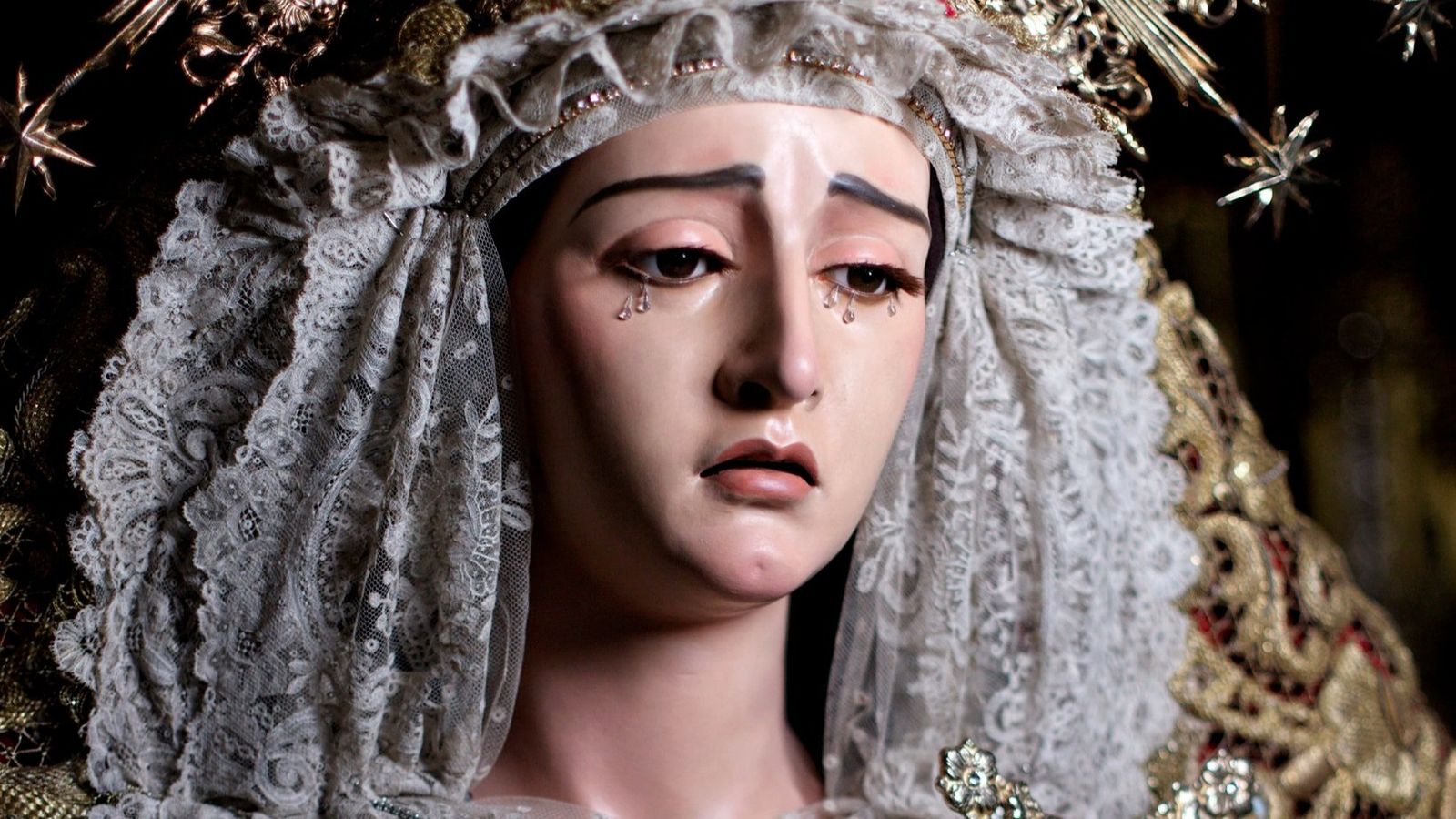 Fotogalería ‘Granada bajo palio’ 2025: María Santísima de la Caridad