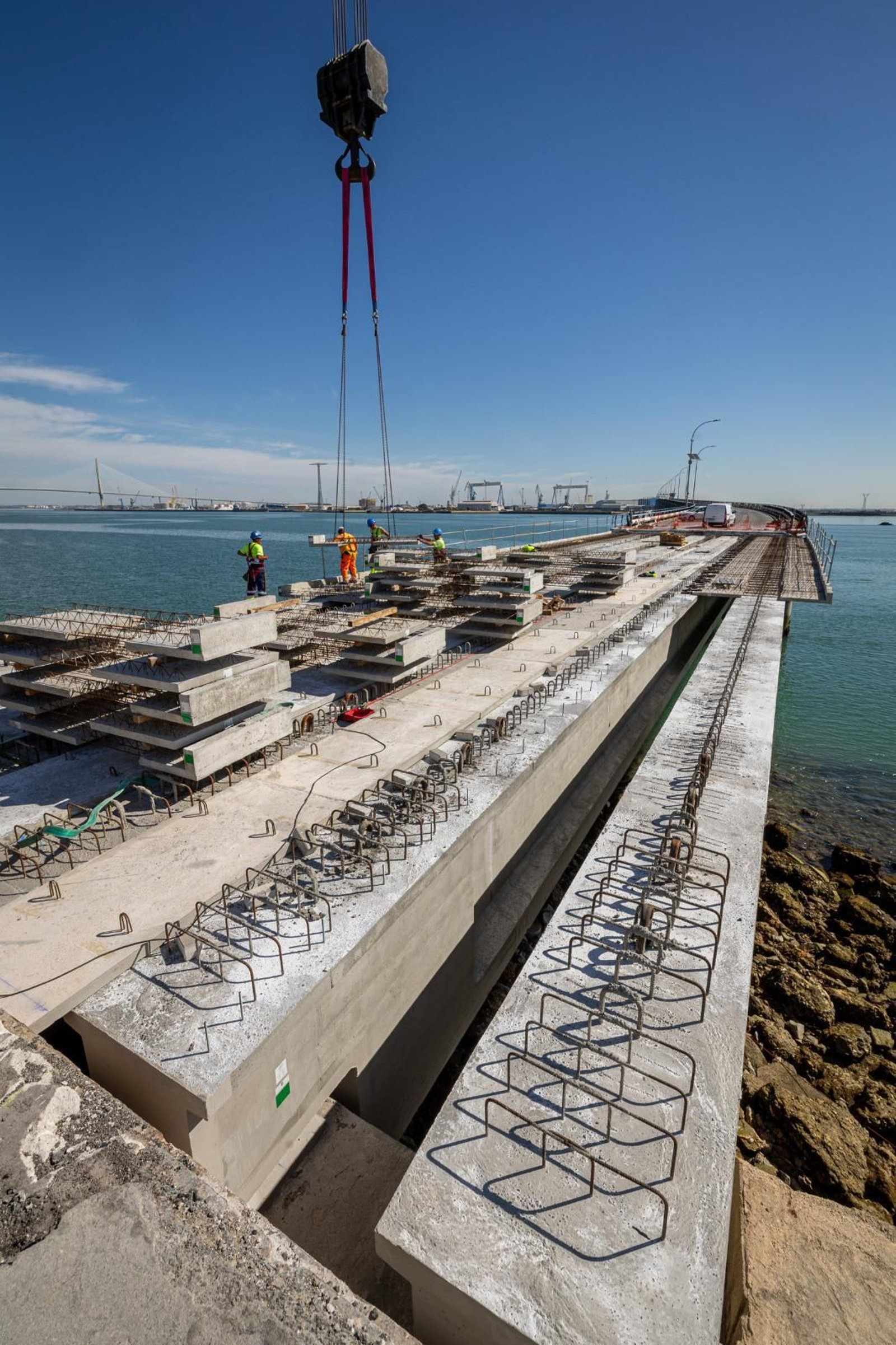 Las obras del puente Carranza en Cádiz, en imágenes