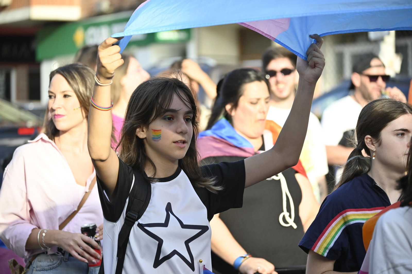 Las mejores imágenes de la manifestacióndel del Orgullo LGTBI en Huelva