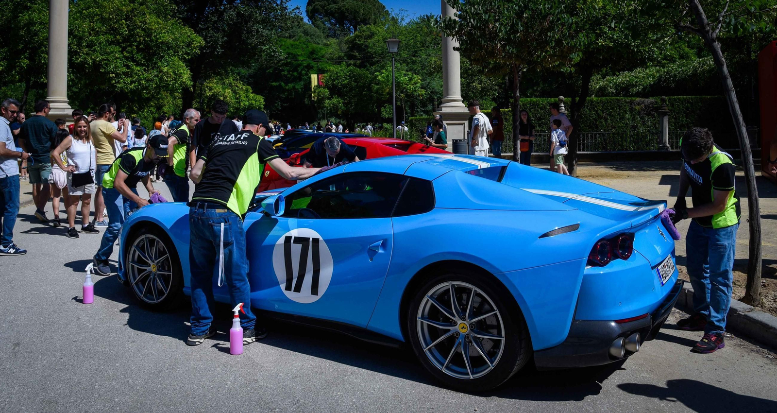 Ferrari Cavalcade 2025 en Sevilla