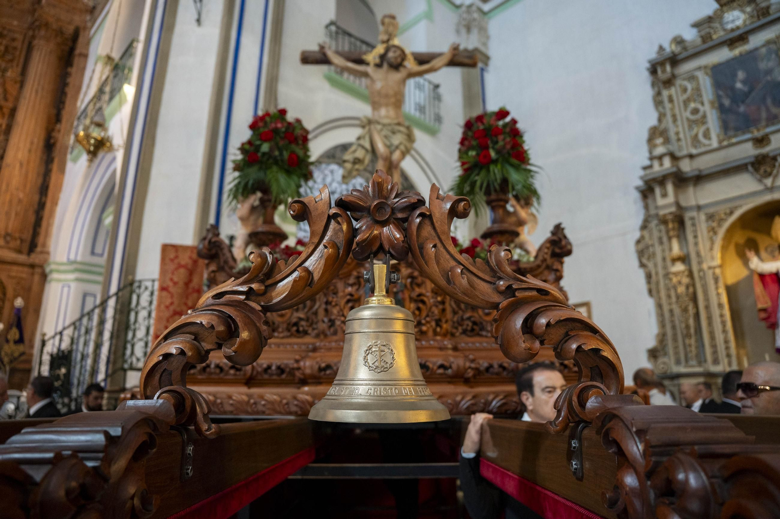 Eucaristía y procesión de Exaltación de la Cruz en la localidad de Vélez-Rubio