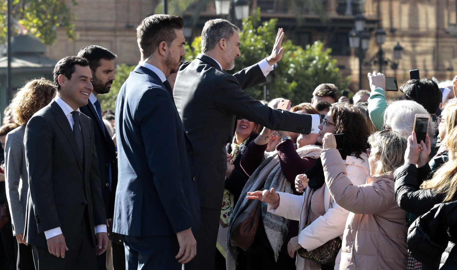 Las imágenes de la visita del Rey a Sevilla