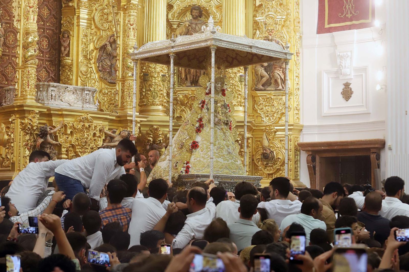El Salto a la Reja de la Virgen del Rocío en imágenes