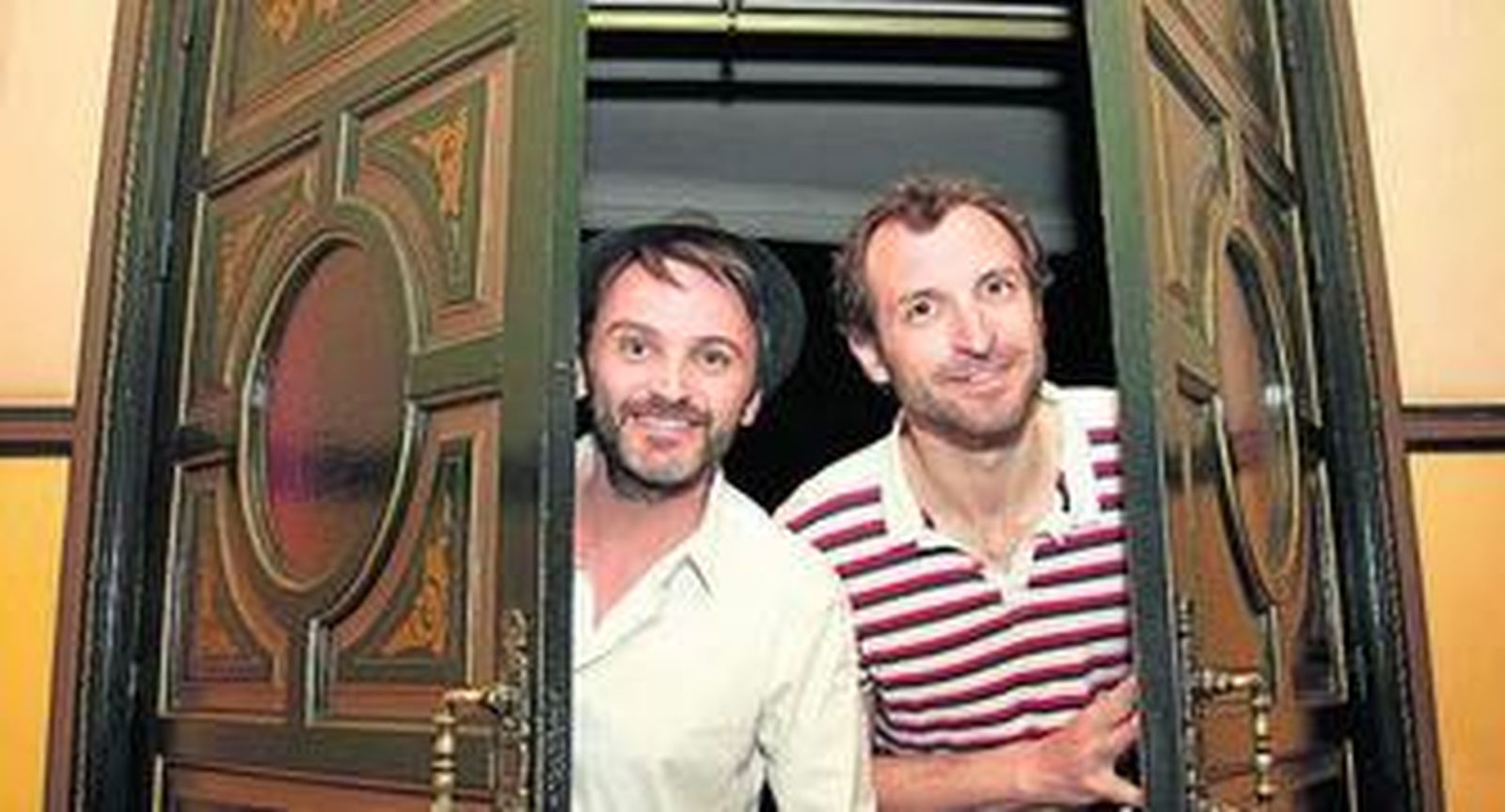 Fernando Tejero y Julio Villagrán, protagonistas de 'Piedras en los bolsillos'.